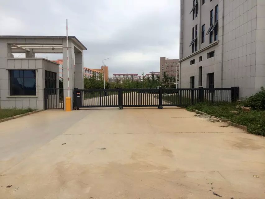 湖北意尔康安全伸缩平移门案例