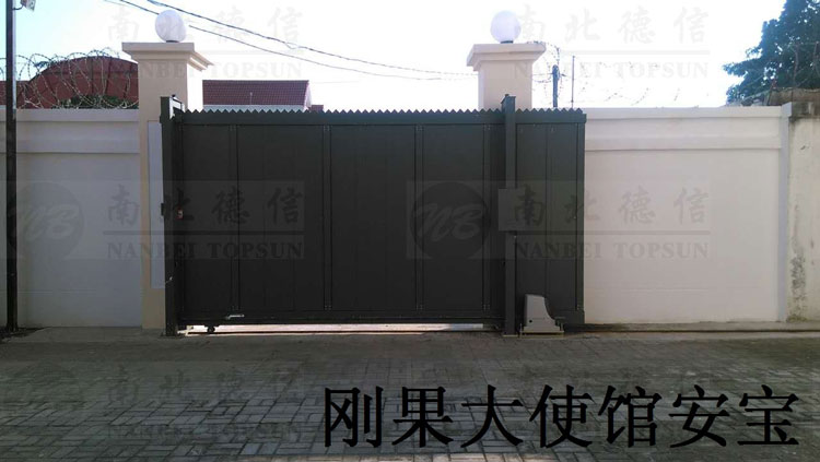 刚果大使馆安宝LP高2.5米安全平移门案例