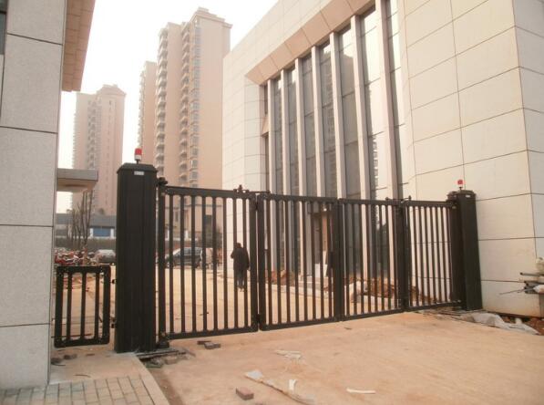 南北德信智能悬折门-开泰-DD4A(黑)成功着陆黄石市地方税务局